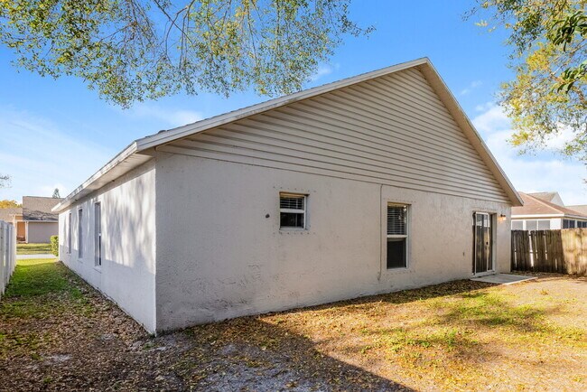 Building Photo - 4307 Pembridge Ave