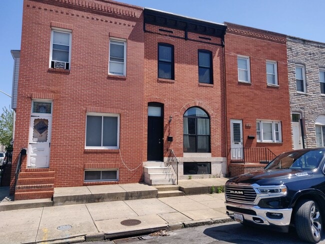 Building Photo - 103 S Highland Ave