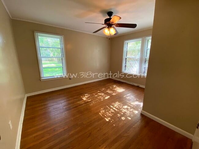 Building Photo - 357 Fontaine St