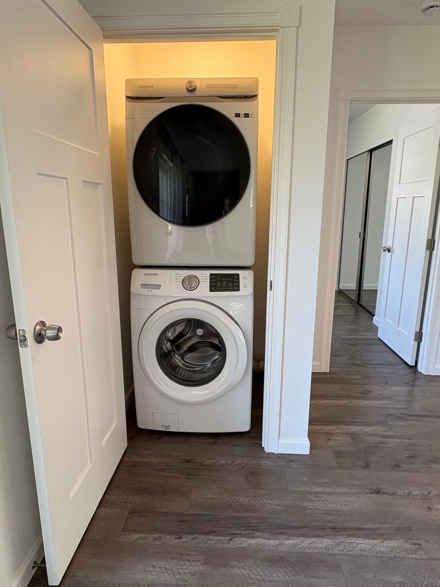 Laundry - 1816 Scammell Ave NW