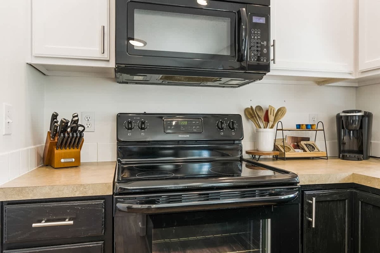 Building Photo - 19701 Cumberland Way