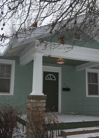 Building Photo - 518 W 6th Ave