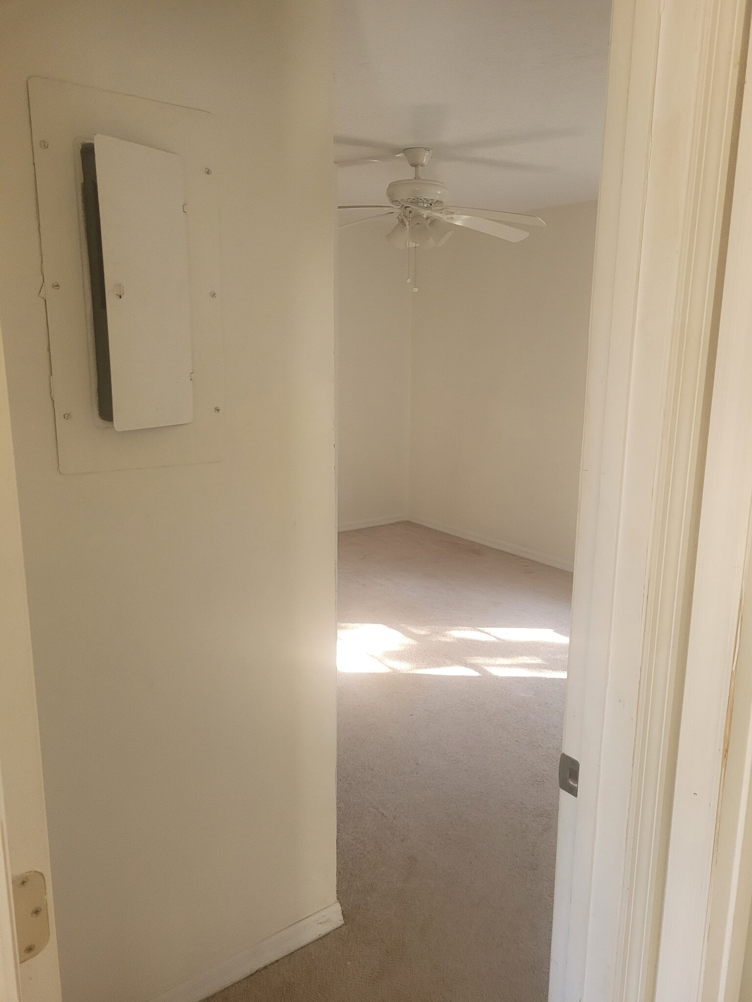 Building Photo - 11851 Illinois St