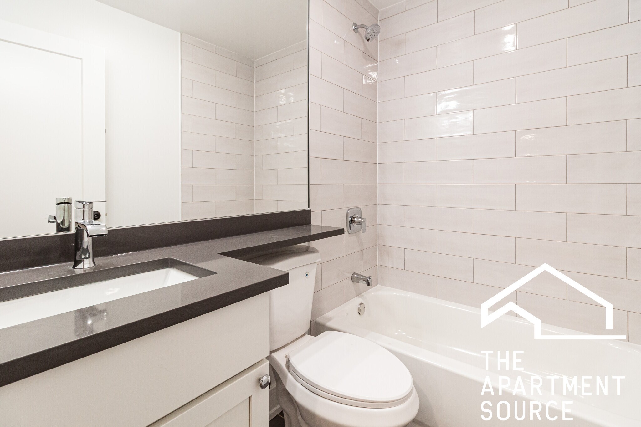 Building Photo - 540 W Aldine Ave