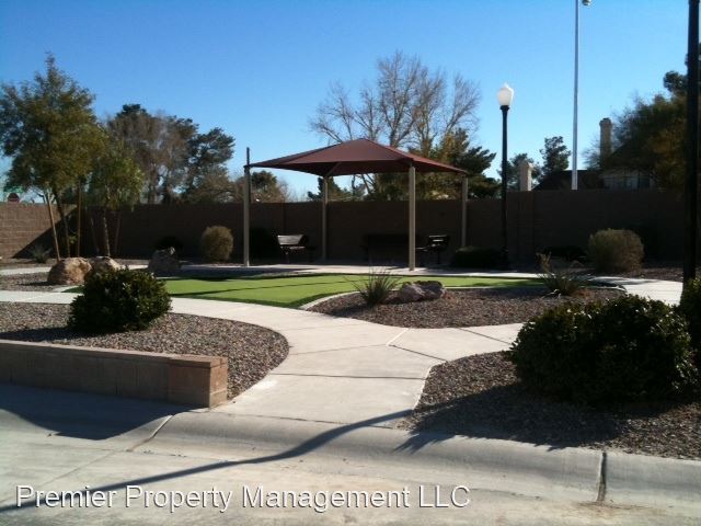 Building Photo - 3 br, 2.5 bath House - 139 Tilbury Ave*