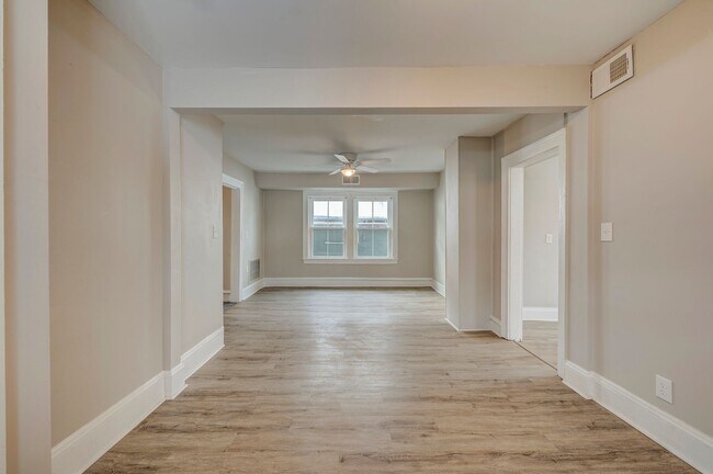 Building Photo - 4200 Whitman Ave