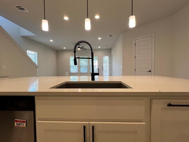 Building Photo - 2612 Brushwood Mdw