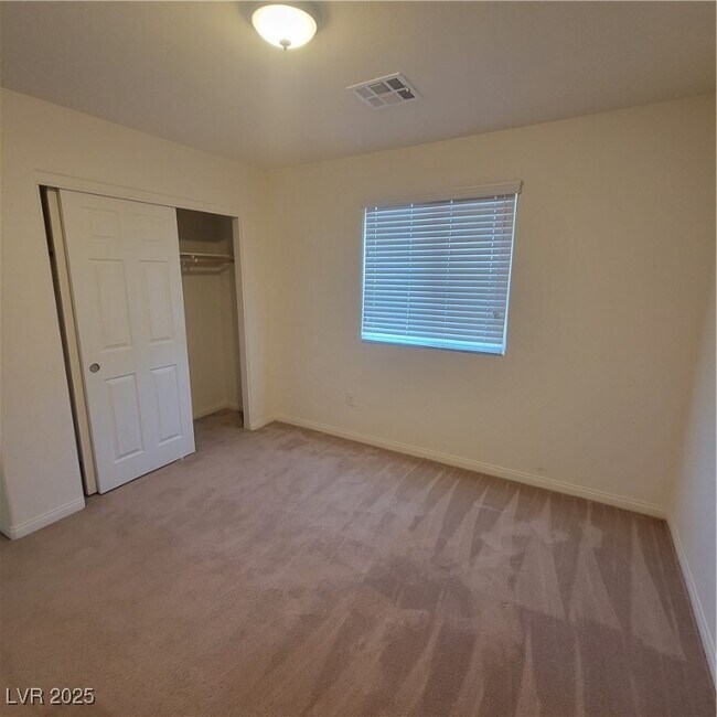 Building Photo - 1836 Pinsky Ln