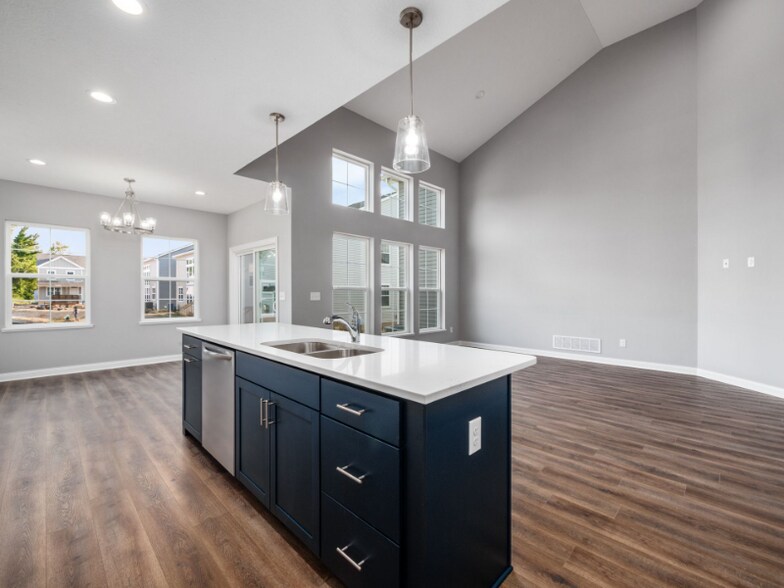 Building Photo - 7468 Whimbrel Ln