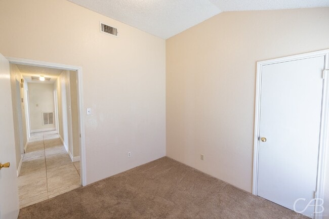 Building Photo - For lease