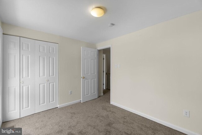 Building Photo - 10289 Daystar Ct