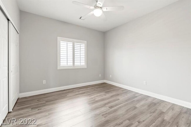 Building Photo - Recently remodeled 5 BEDROOMs/4 bathrooms,...