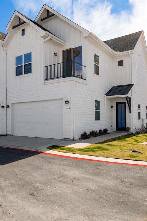 Building Photo - 267 Lourdes Ct