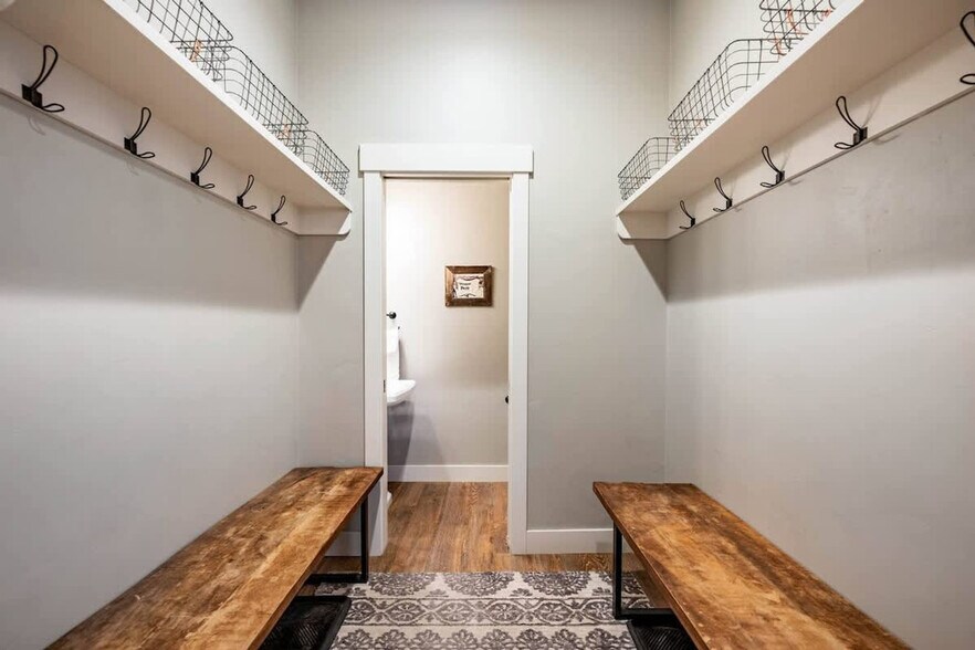 Building Photo - 312 Mountain Willow Dr