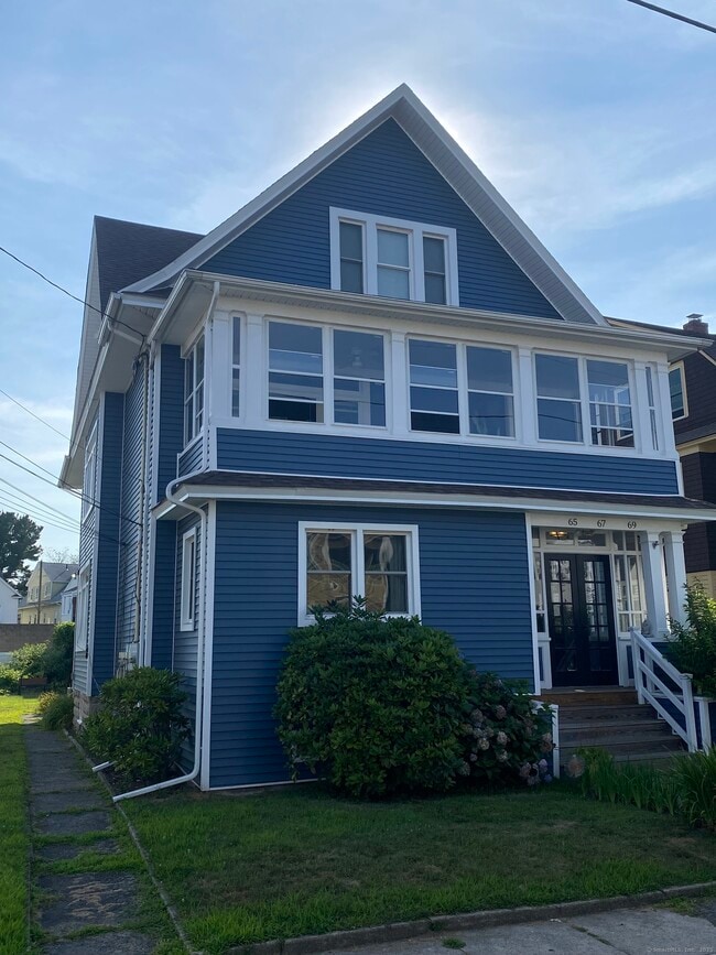 Building Photo - 65 Scofield Ave