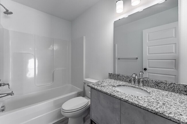 Building Photo - Newer 3BR Centerton Gem: Modern Living with Lawn Care Included!