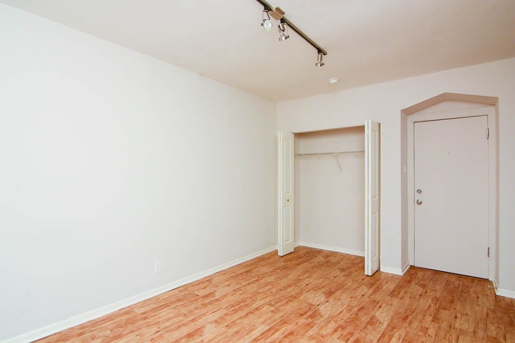 Building Photo - 2839 W Palmer St