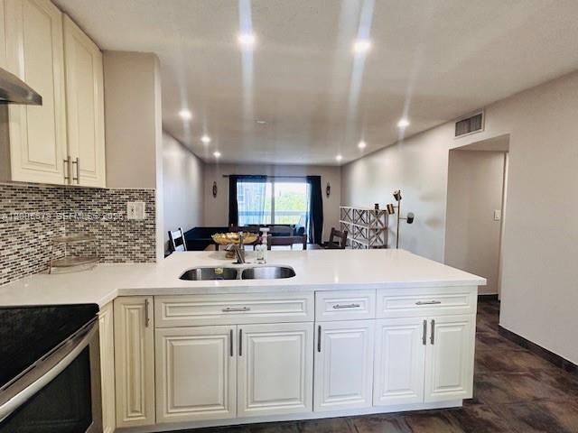 Building Photo - 7740 Camino Real