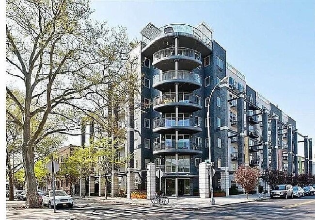 Building Photo - 100 Maspeth Ave