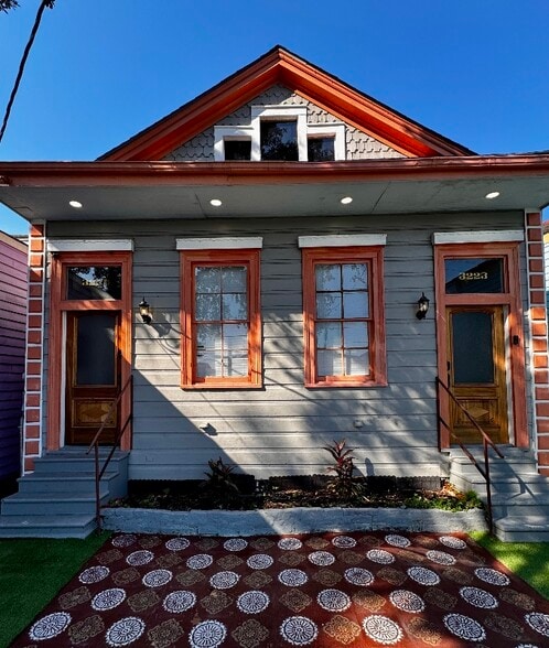 Primary Photo - 3221 St Claude Ave
