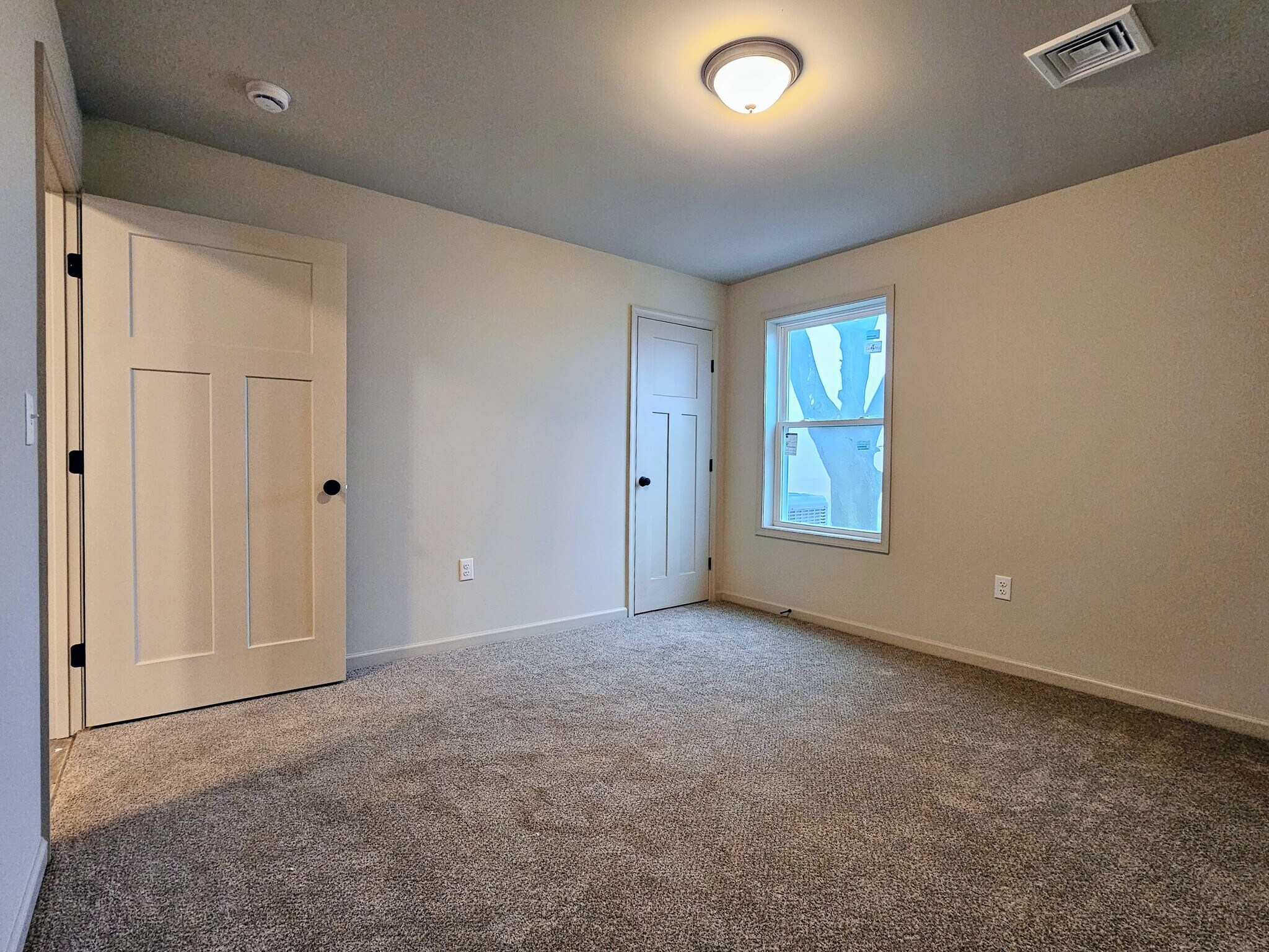 Building Photo - 2624 Creek Hill Rd