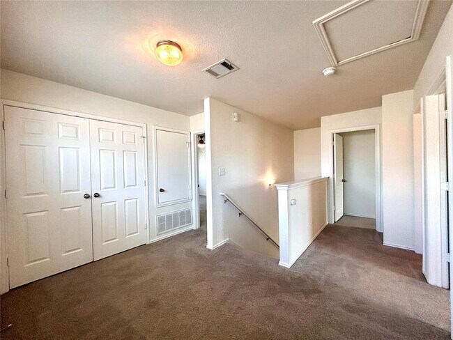 Building Photo - 3400 Etheredge Dr