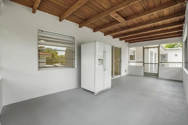 Building Photo - 10151 NW 35th St