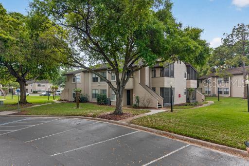 Building Photo - 2929 Antique Oaks Cir