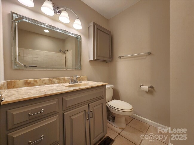 Building Photo - 6618 Hartsell Pl