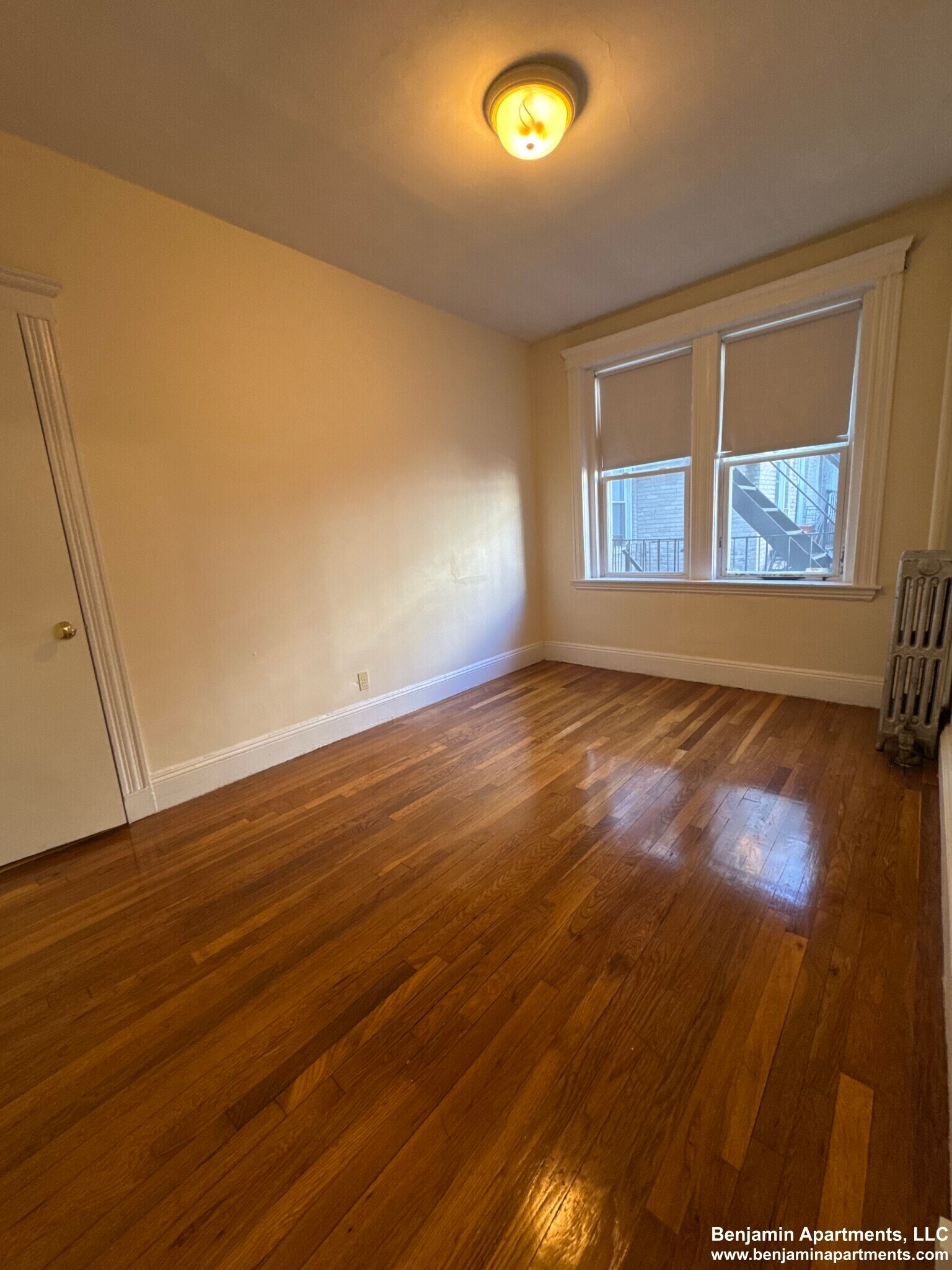 Building Photo - 122 Washington St