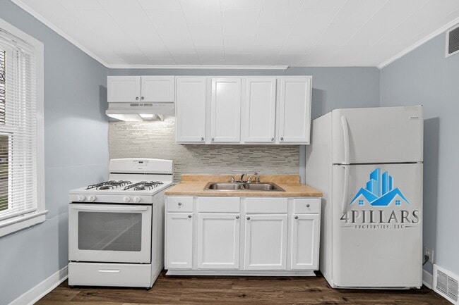 Building Photo - 1404 Federal Ave