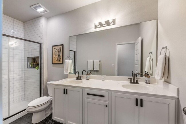 Building Photo - 7812 Moody Bend