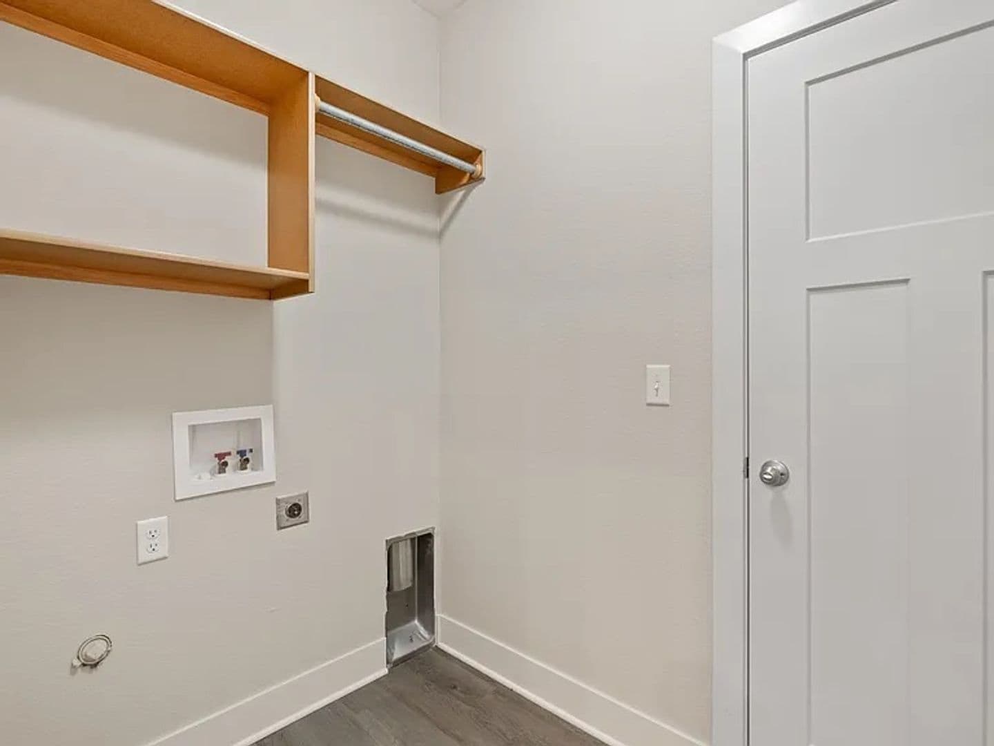 Building Photo - 3518 W 45th St S