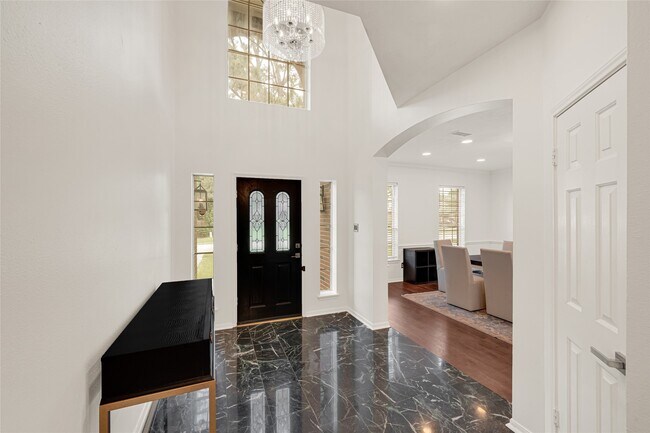 Building Photo - 8307 Summer Reef Dr