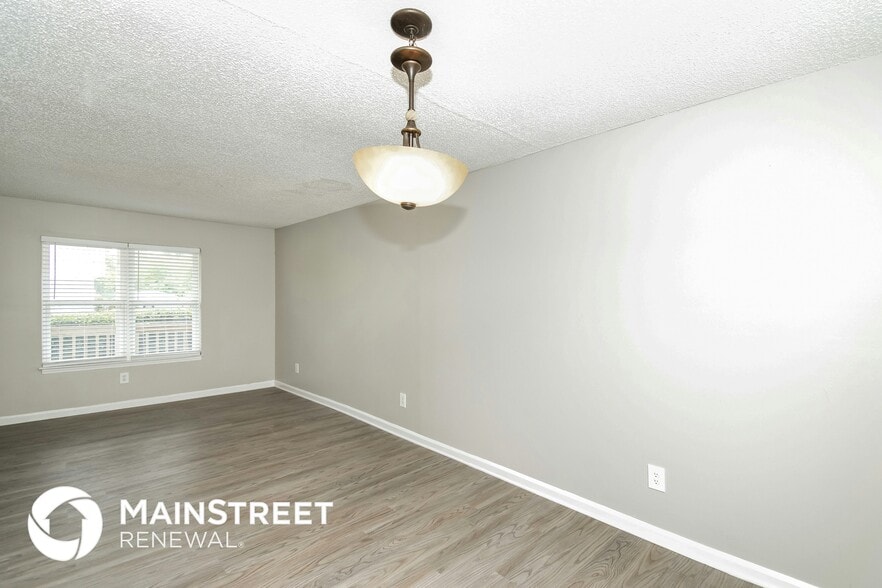 Building Photo - 304 Flagstone Way