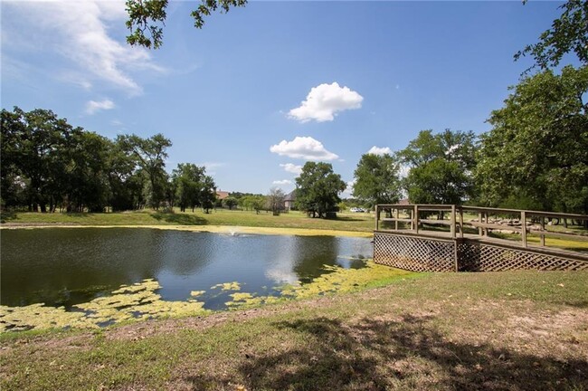 Building Photo - 159 Periwinkle Ln