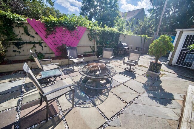 Building Photo - 5506 14th St NW