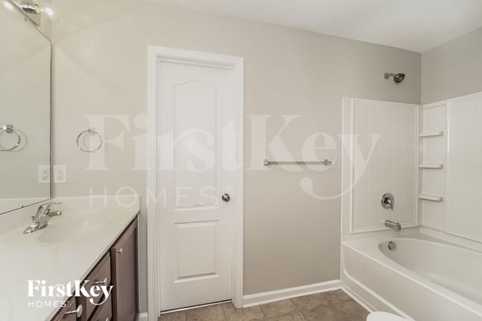 Building Photo - 5327 Artesa Ct