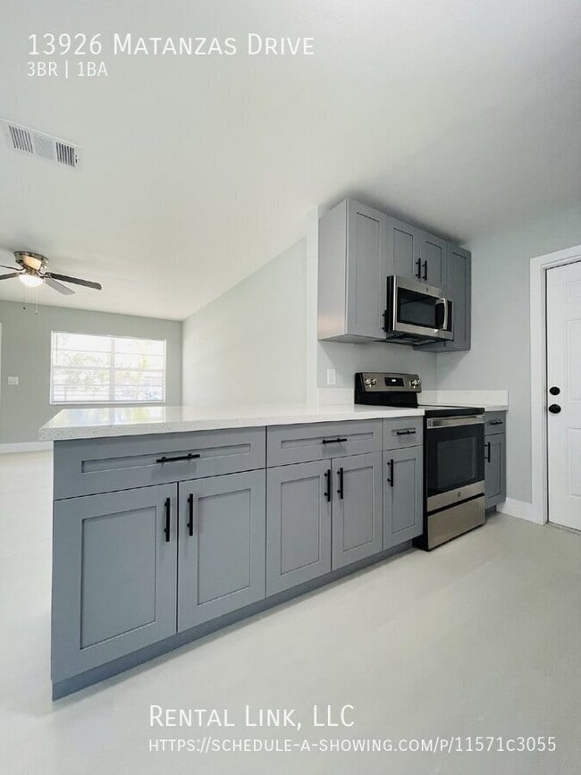 Building Photo - 13926 Matanzas Dr
