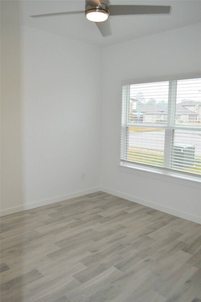 Building Photo - 10313 Cascade Range Ln