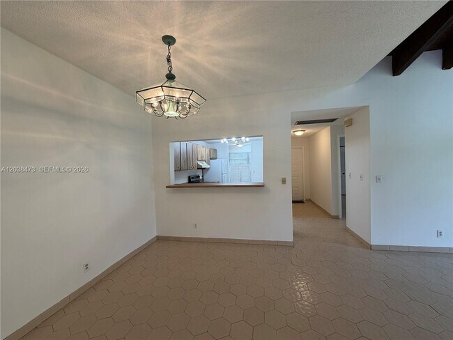 Building Photo - 1540 NW 93rd Ave