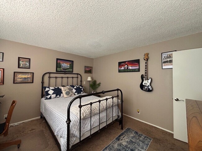 Building Photo - 1306 Leisure World