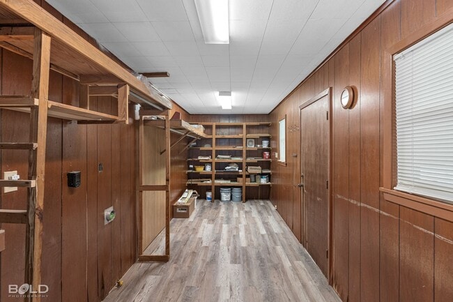 Building Photo - 7062 Winburn Dr