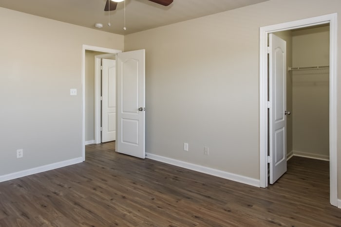 Building Photo - 387 Jasmine Dr