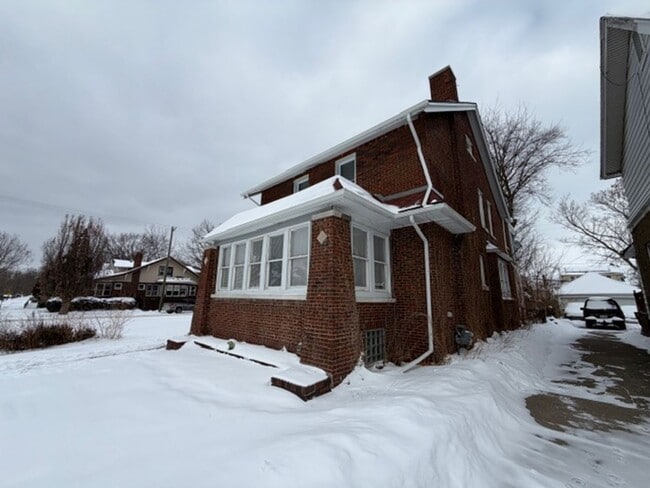 Building Photo - Charming 4-bed, 2-bath brick colonial home Contact KPM Detroit 313-429-3244