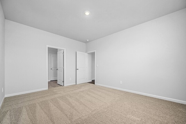 Building Photo - 1512 Mountain View Dr