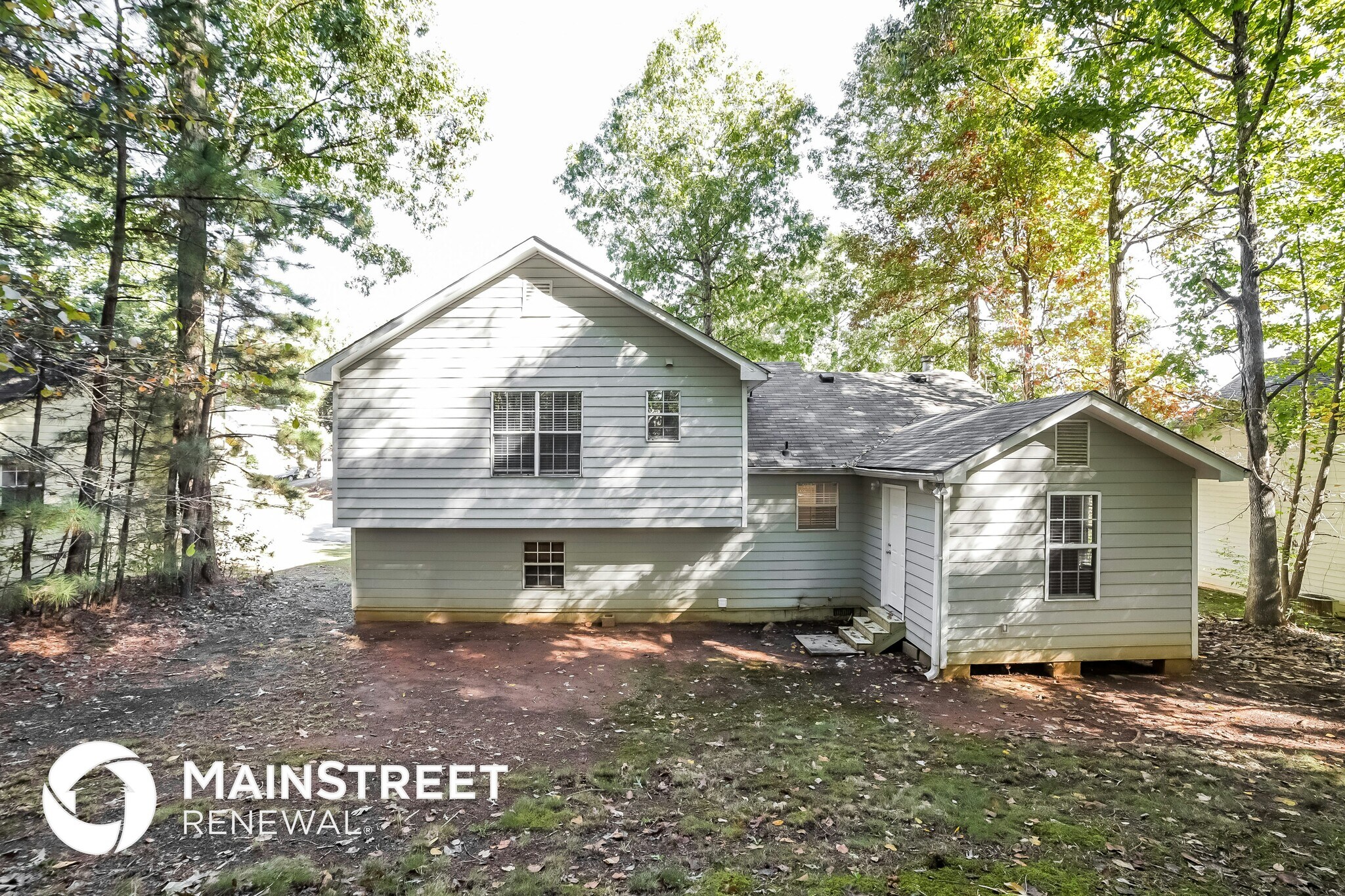 Building Photo - 3145 Medina Dr