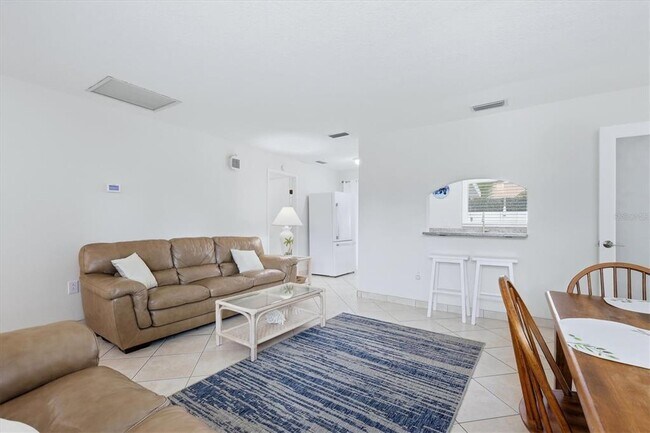 Building Photo - 6309 Flamingo Dr