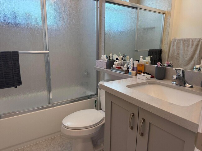 Building Photo - 12597 Vincenza Way