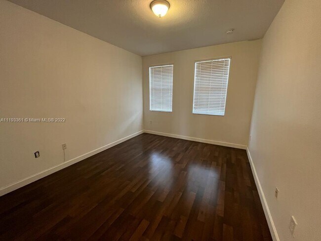 Building Photo - 10983 NW 79th St
